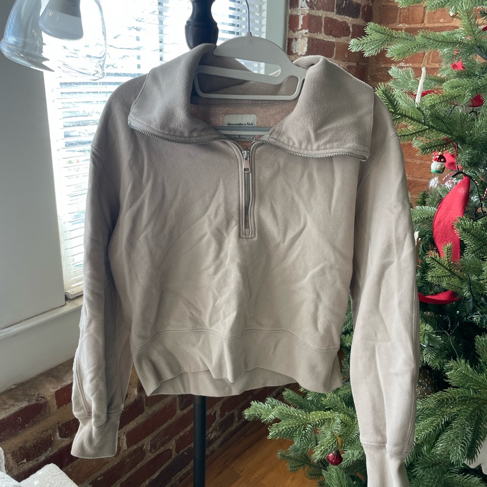Abercrombie & Fitch Tan Soft Pullover